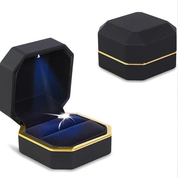 NWT:  LED LIGHT RING CASE - Picture 6 of 8